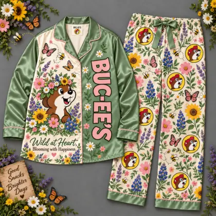 Buc-ee's Wild At Heart Floral Butterfly Green Long Sleeve Pajamas Set NDN flat